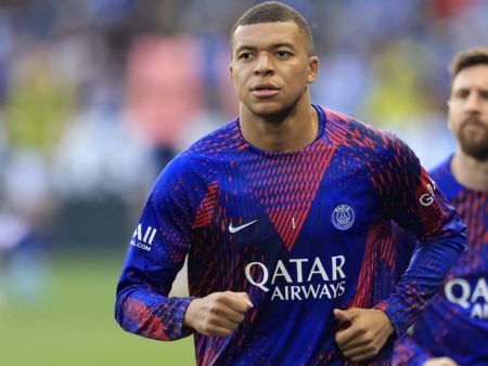 Real đạt thỏa thuận 300 triệu euro cho Mbappe với PSG