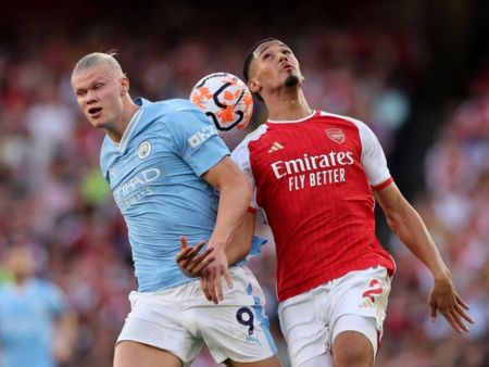 Man City thua Arsenal: Mất ngôi đầu bảng Premier League